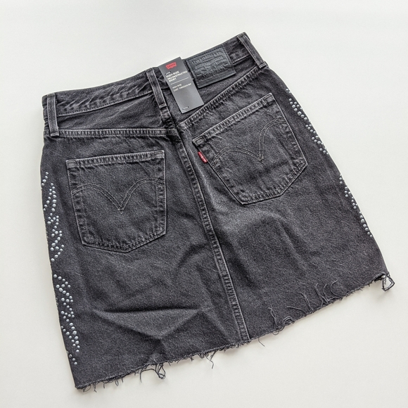 Levi's High Rise Deconstructed Skirt Black Studded - Picture 6 of 10